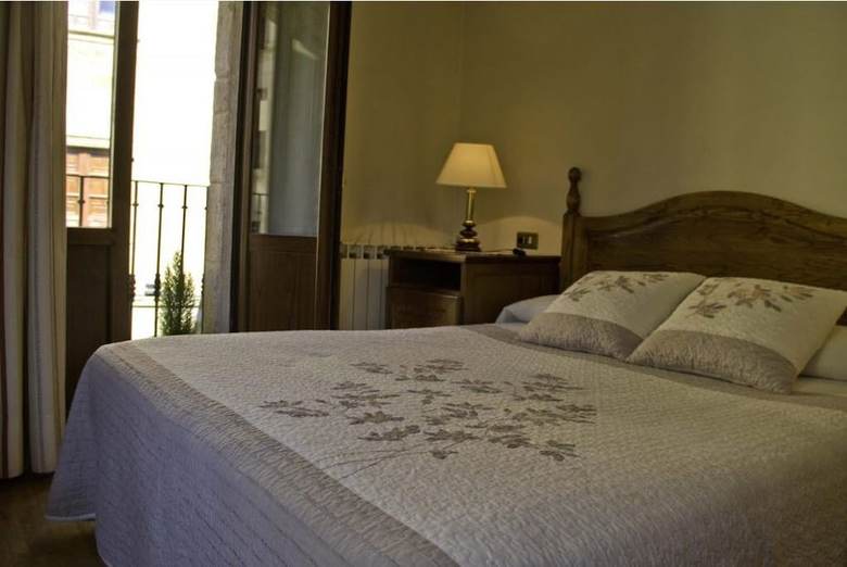 Hostal Las Coronas