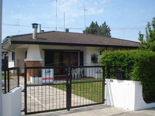 Beautiful Villa With Private Garden