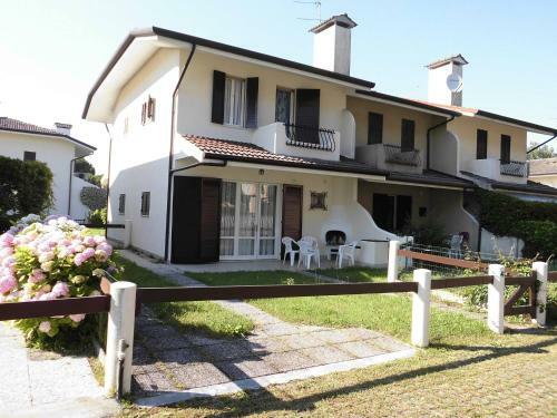 Villa Terraced House 6 People With Swimming Pool - A C