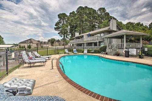 Apartamento Hot Springs Getaway With Balcony And Lake Access!