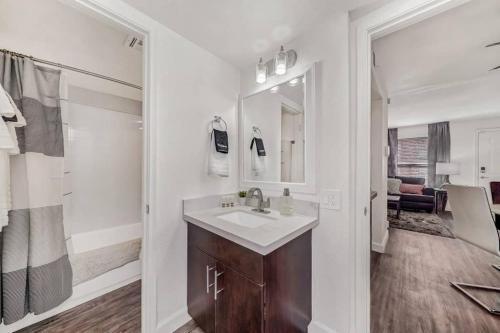 Apartamento -free Covered Parking, Gym Open, Fast Wifi -