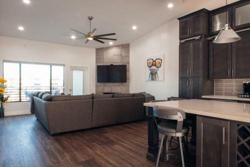 Apartamento Upscale Fully Renovated Biltmore Penthouse