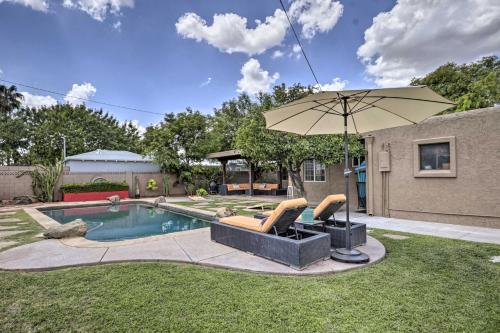 Midtown Getaway With Private Pool And Grass Yard!
