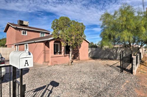 Pet-friendly Phoenix Home Less Than 3 Mi To Downtown!