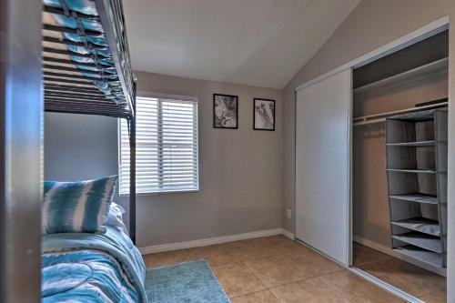 Pet-friendly Phoenix Home Less Than 3 Mi To Downtown!