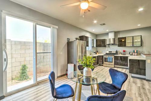 Chic Pet-friendly Townhome Near Papago Park!
