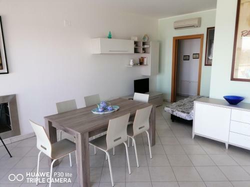 Apartamento Splendido Attico A Rivabella