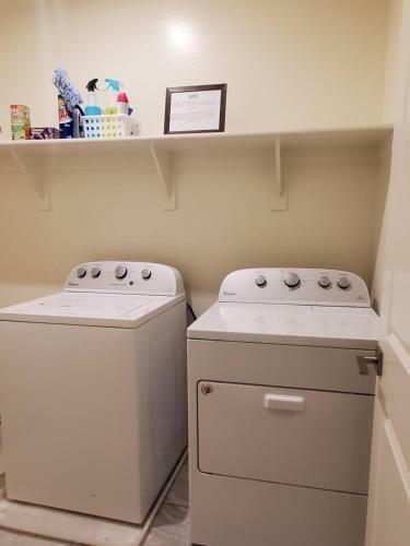 Adventure Short Term Stays - Southgate Ave