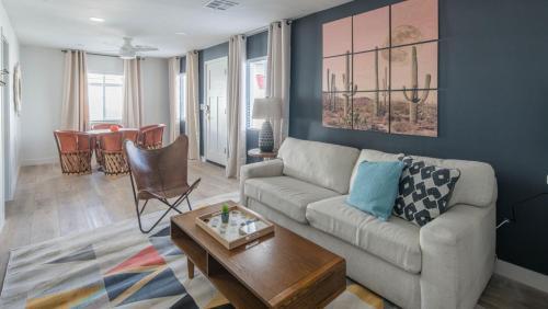 Wanderjaunt - Hallie - 2br Guesthouse - Central Phoenix