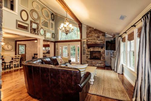 Lakeside Estate At Northshore