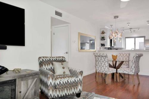 Apartamento Old Town 2 Bedroom Condo