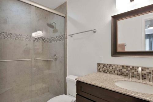 Apartamento Old Town 2 Bedroom Condo
