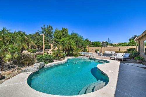 Scottsdale Golfers Getaway With Putting Green
