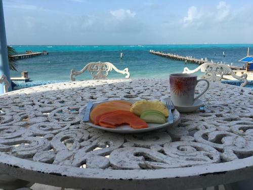 Hotel Maria's Kan Kin