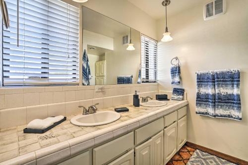 Spacious Az Home, 6 Mi To Old Town Scottsdale