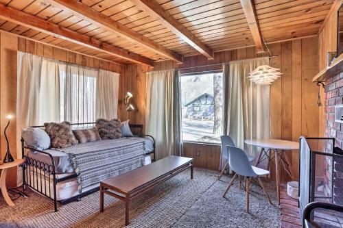 Peaceful Tiny Cabin About 3 Mi To Big Bear Lake!