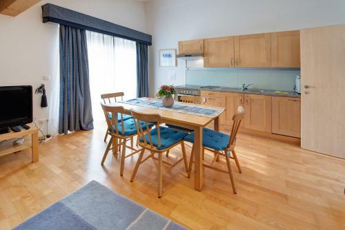 Apartamento Haus Lowe Appartement 2 Stock Nr 4
