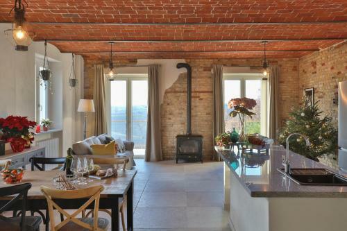 N�18 A Private Country Hideaway In Monferrato