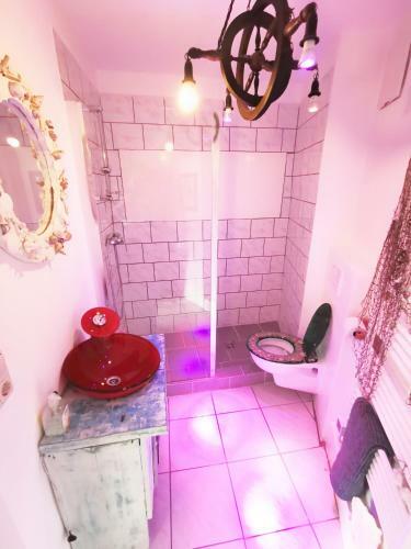 Dmg - 'funky First Floor' Unique Mountain Apartment