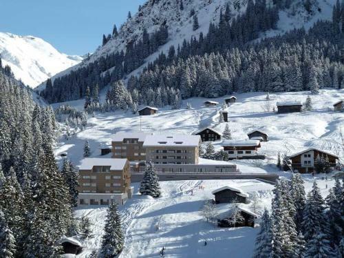 Apartment E F Im Alpin Resort Mont
