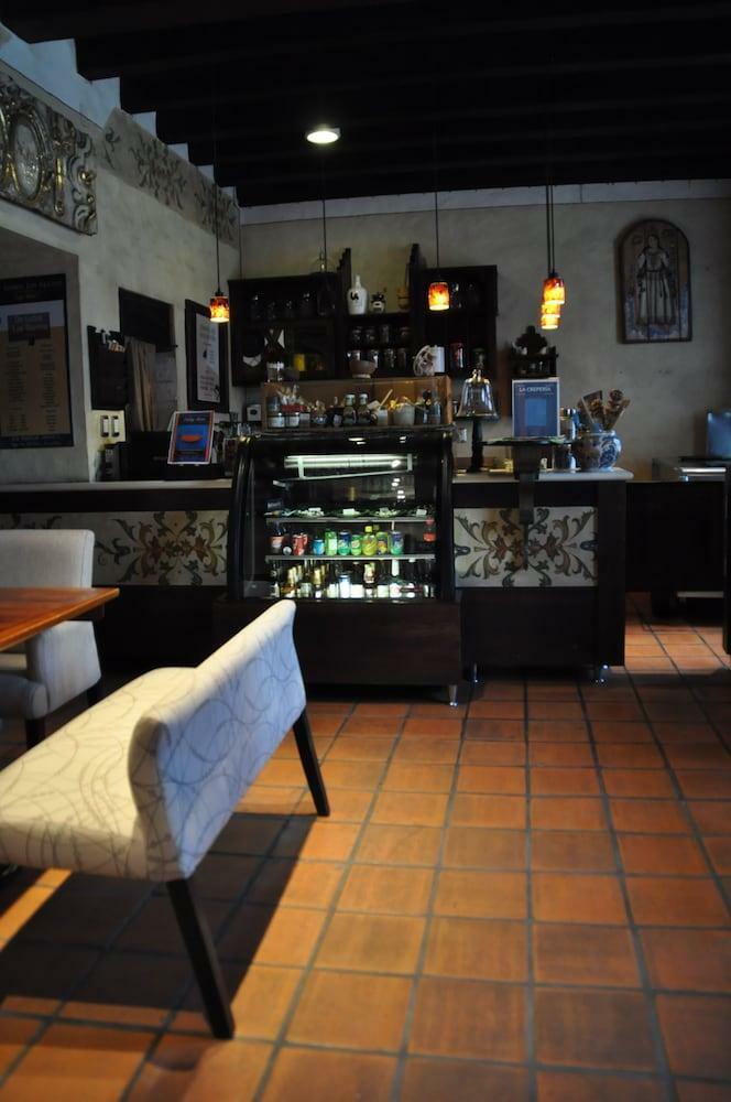Hotel Casa Del S�tano