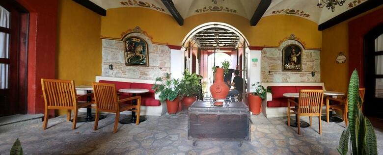 Hotel Casa Del S�tano