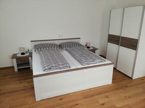 Apartamento Ferienwohnung Schmied 2
