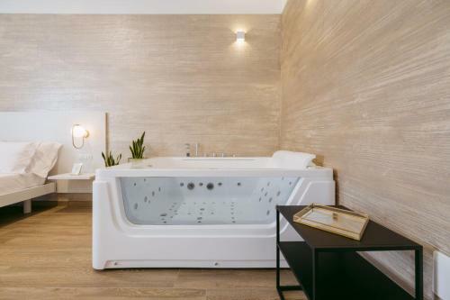 Hostal Porta D'oro Charming House