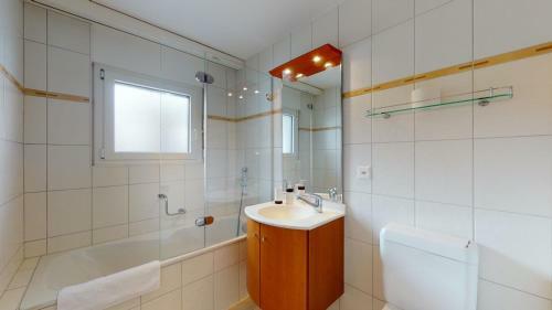 Gonenstein Residence In Leukerbad, Entire Apartment/studio With Balcony
