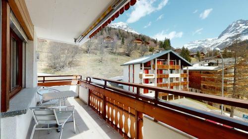 Gonenstein Residence In Leukerbad, Entire Apartment/studio With Balcony