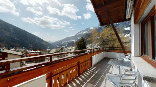 Gonenstein Residence In Leukerbad, Entire Apartment/studio With Balcony