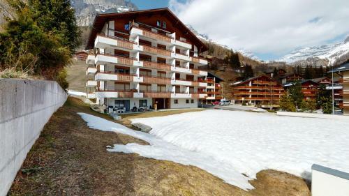 Gonenstein Residence In Leukerbad, Entire Apartment/studio With Balcony