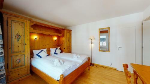 Gonenstein Residence In Leukerbad, Entire Apartment/studio With Balcony