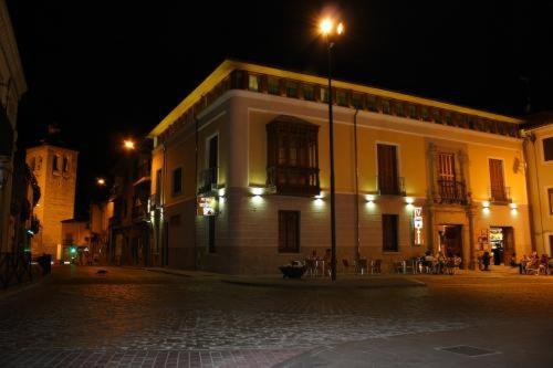 Hostal Posada Real Los Cinco Linajes