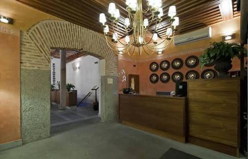 Hostal Posada Real Los Cinco Linajes