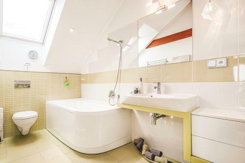 Villa Orl� Hn�zdo 853