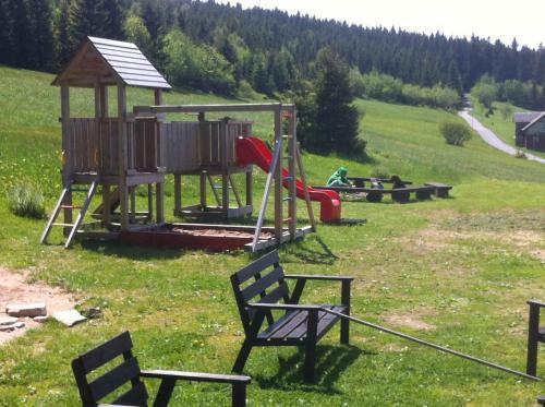 Hostal Horsk� Penzion ?ernava