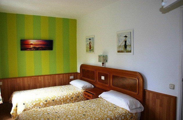 Apartamentos Y Bungalows Finca Col�n