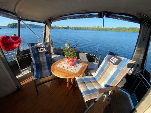 Luxusurlaub Auf Der Amavida Yacht / Scharm�tzelsee