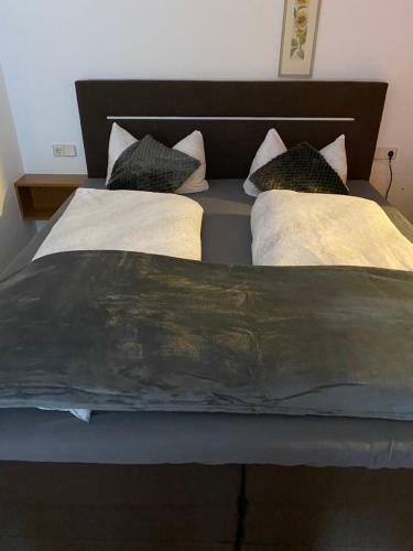 Hostal Hotel Und Pension Brunnenhof