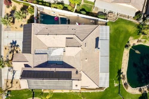 Villa With Private Pool And Jacuzzi Gameroom Walk To Festivals