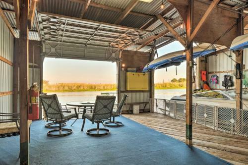 Bethel Island Sanctuary With Dock And Boathouse