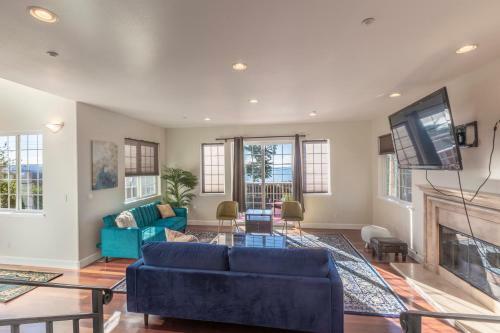 @ Marbella Lane Top Coastline Views, Family Friendly