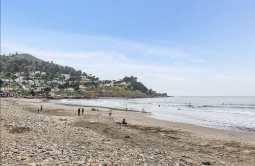 @ Marbella Lane Top Coastline Views, Family Friendly
