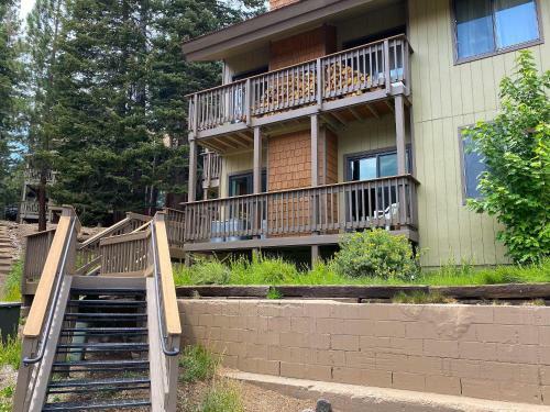 Hidden Valley Homestead