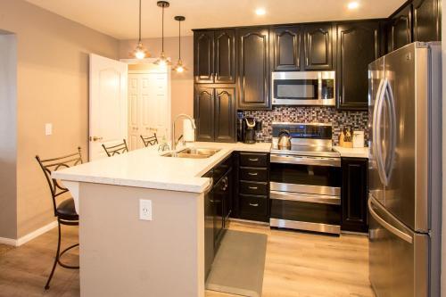 Apartamento St Anton Courtyard View 2-bedroom Condos With Two Oversized Jacuzzi Spas