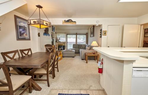 Apartamento St Anton Courtyard View 2-bedroom Condos With Two Oversized Jacuzzi Spas