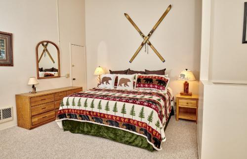Apartamento St Anton Courtyard View 2-bedroom Condos With Two Oversized Jacuzzi Spas