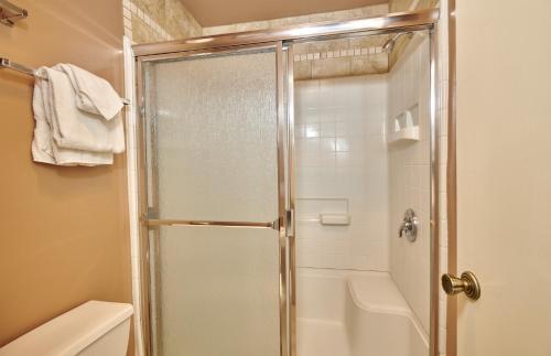 Apartamento St Anton Courtyard View 2-bedroom Condos With Two Oversized Jacuzzi Spas
