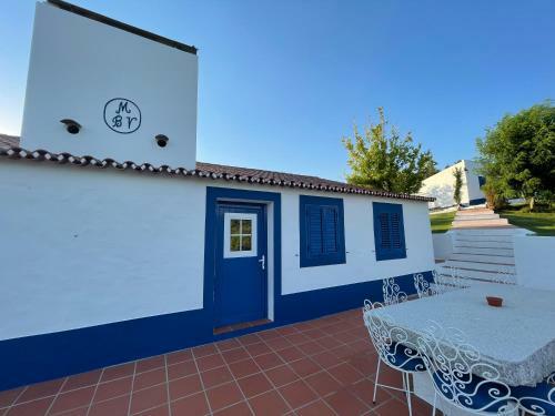 Bed & Breakfast Montes De Charme (al 6288)